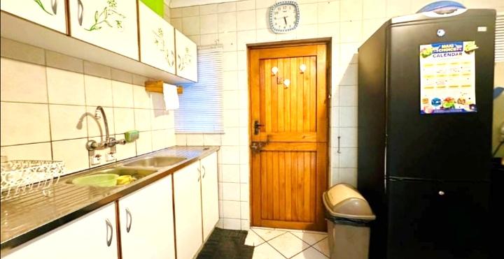 7 Bedroom Property for Sale in Veld En Vlei KwaZulu-Natal