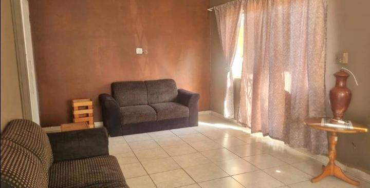 7 Bedroom Property for Sale in Veld En Vlei KwaZulu-Natal