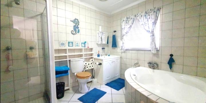 7 Bedroom Property for Sale in Veld En Vlei KwaZulu-Natal