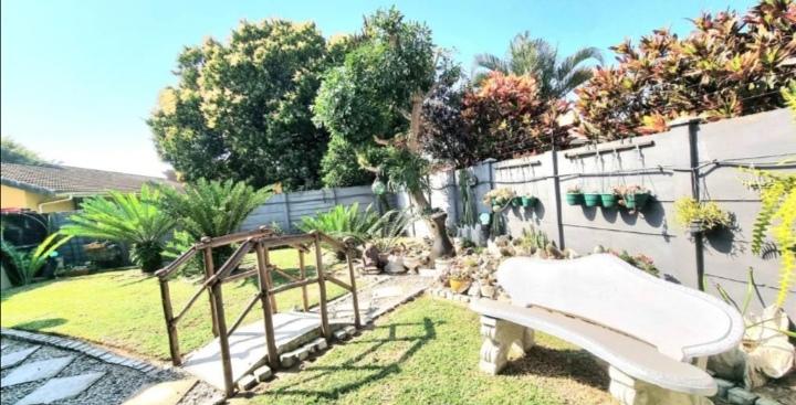 7 Bedroom Property for Sale in Veld En Vlei KwaZulu-Natal