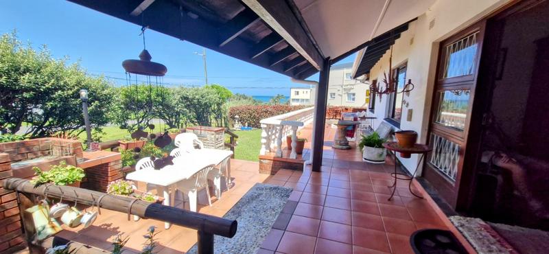 4 Bedroom Property for Sale in Uvongo KwaZulu-Natal