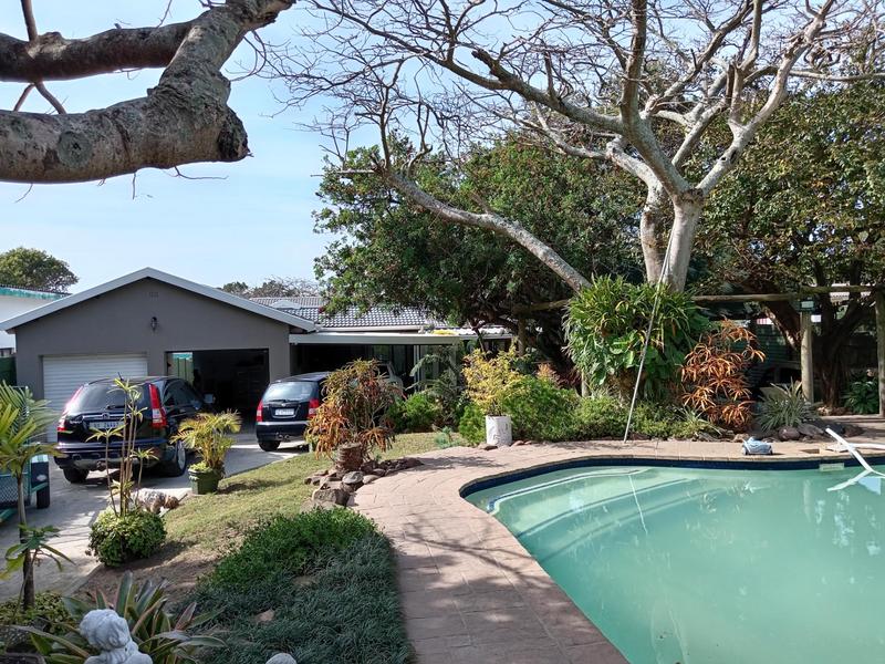 5 Bedroom Property for Sale in Park Rynie KwaZulu-Natal