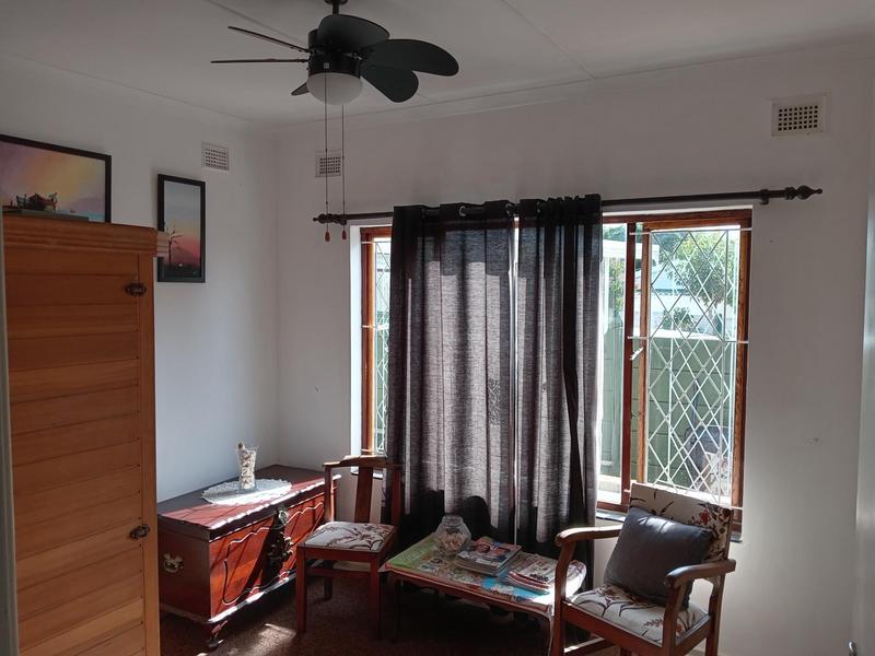 5 Bedroom Property for Sale in Park Rynie KwaZulu-Natal