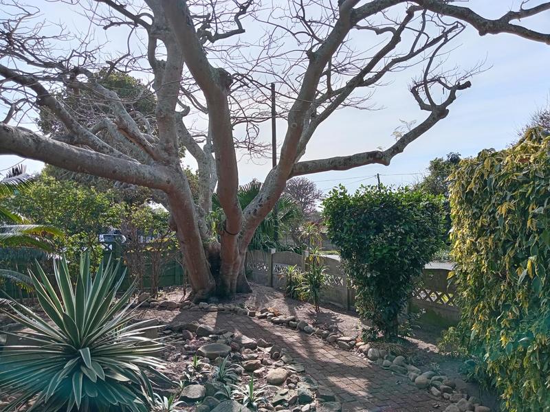 5 Bedroom Property for Sale in Park Rynie KwaZulu-Natal