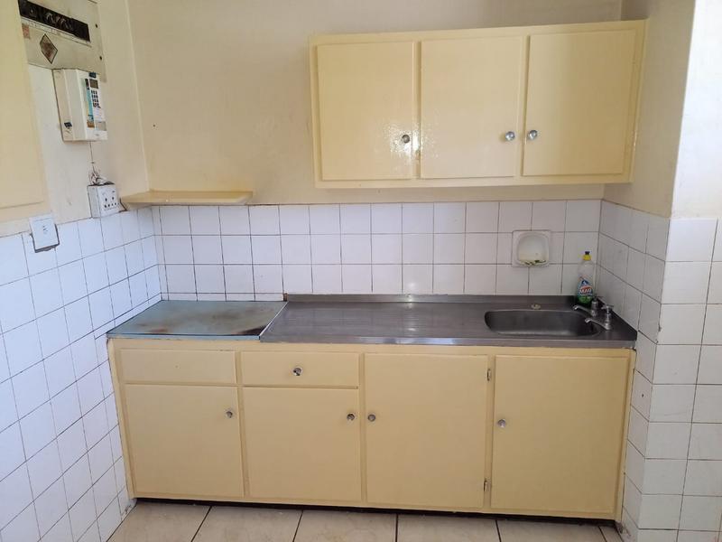 1 Bedroom Property for Sale in Empangeni Central KwaZulu-Natal