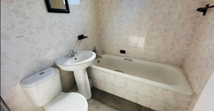 To Let 3 Bedroom Property for Rent in Birdswood KwaZulu-Natal