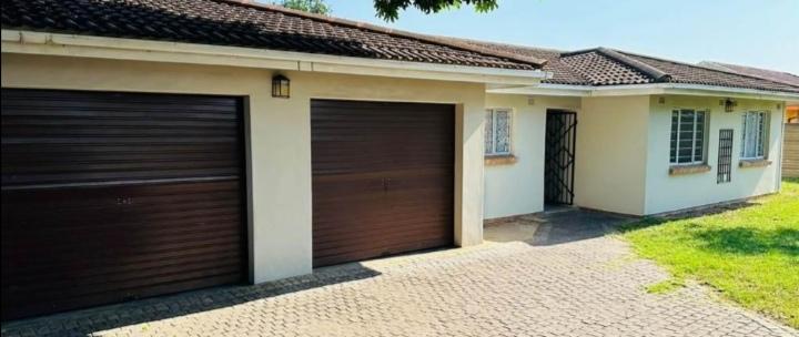 To Let 3 Bedroom Property for Rent in Birdswood KwaZulu-Natal