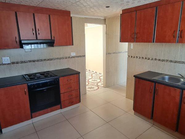 To Let 2 Bedroom Property for Rent in Greenbury KwaZulu-Natal