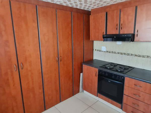 To Let 2 Bedroom Property for Rent in Greenbury KwaZulu-Natal