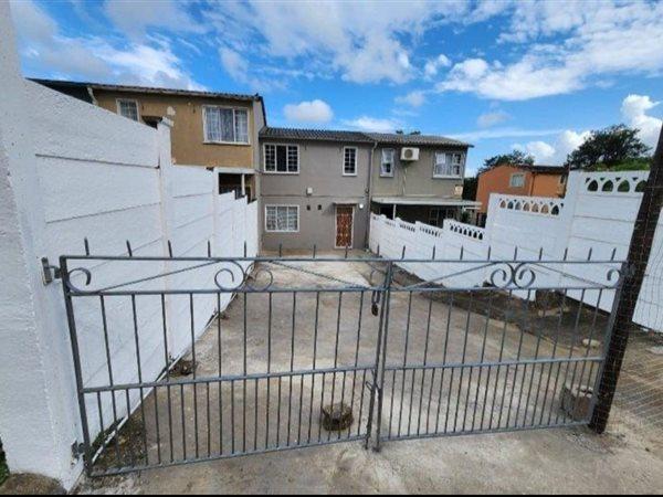 2 Bedroom Property for Sale in Grove End KwaZulu-Natal