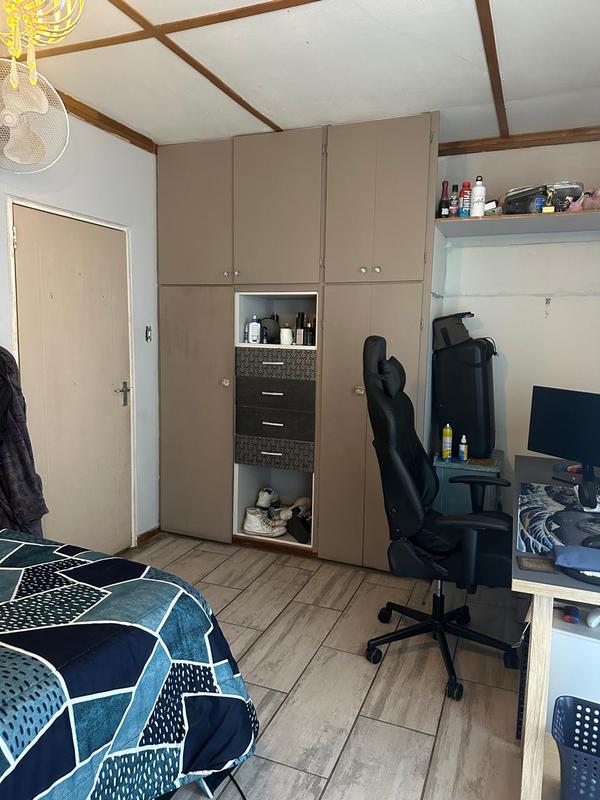 4 Bedroom Property for Sale in Signal Hill KwaZulu-Natal