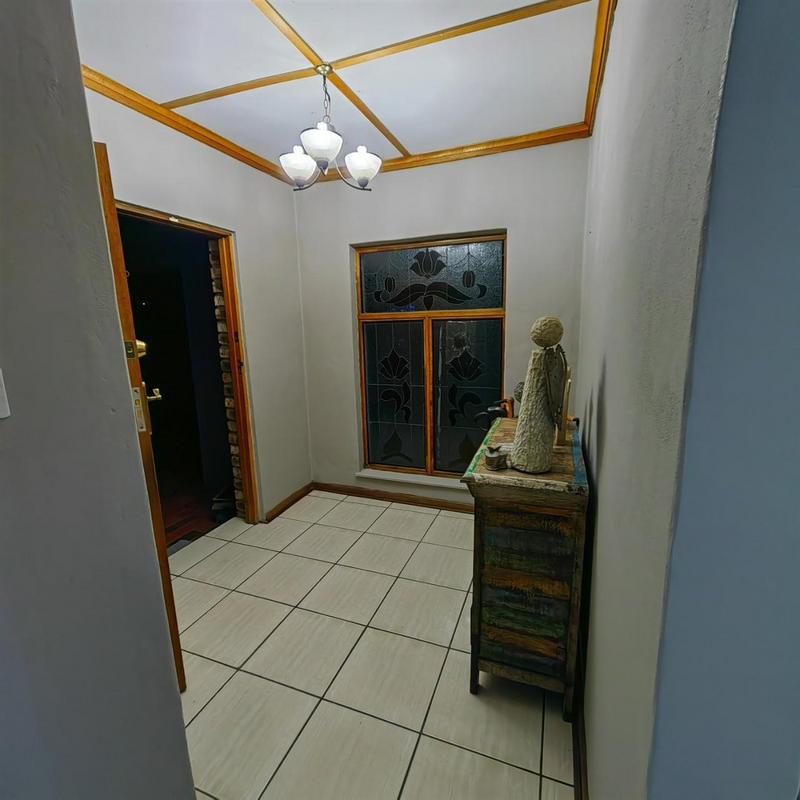 4 Bedroom Property for Sale in Signal Hill KwaZulu-Natal