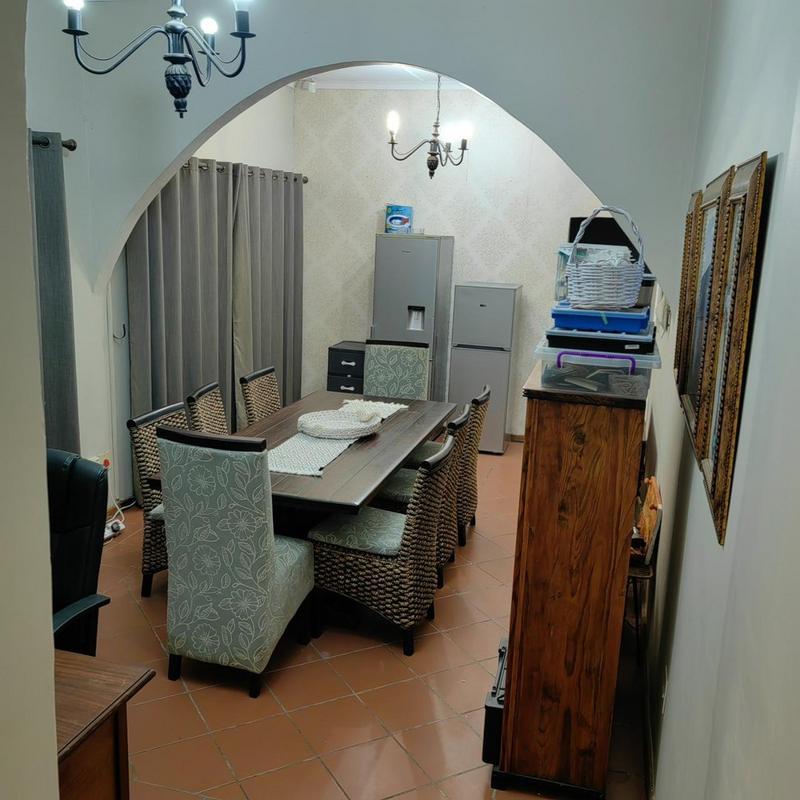 4 Bedroom Property for Sale in Signal Hill KwaZulu-Natal