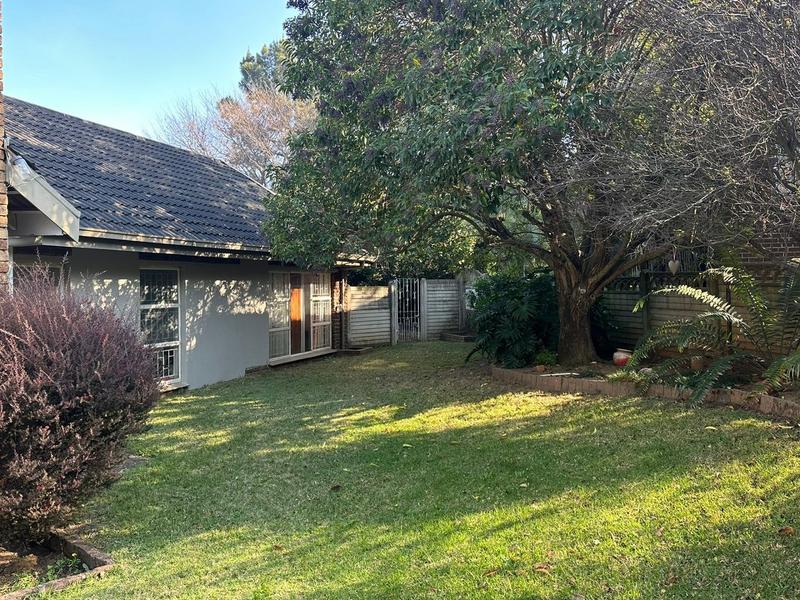 4 Bedroom Property for Sale in Signal Hill KwaZulu-Natal