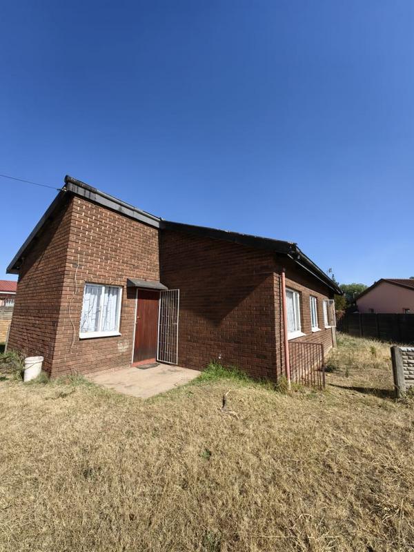 3 Bedroom Property for Sale in Lennoxton KwaZulu-Natal