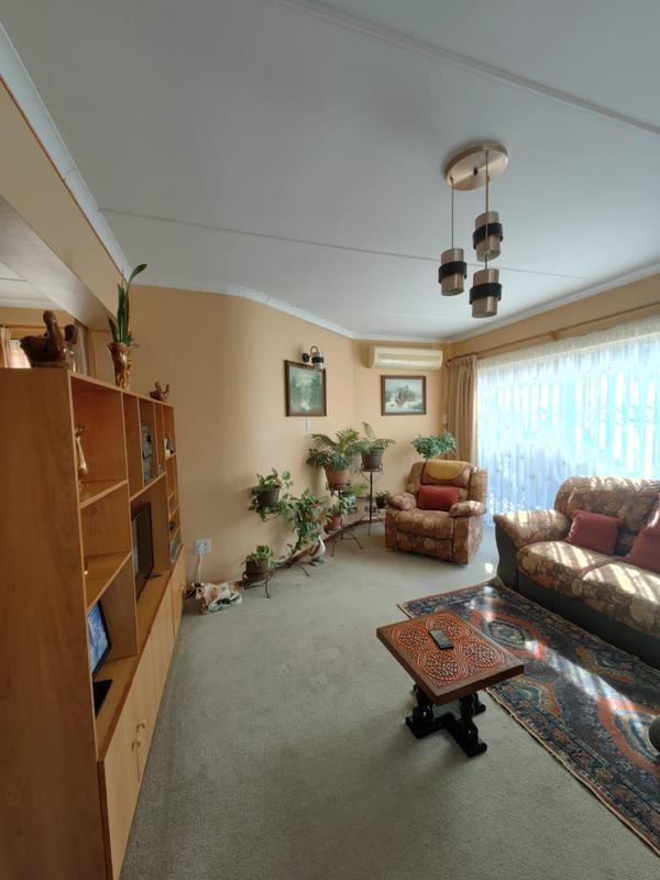 3 Bedroom Property for Sale in Lennoxton KwaZulu-Natal