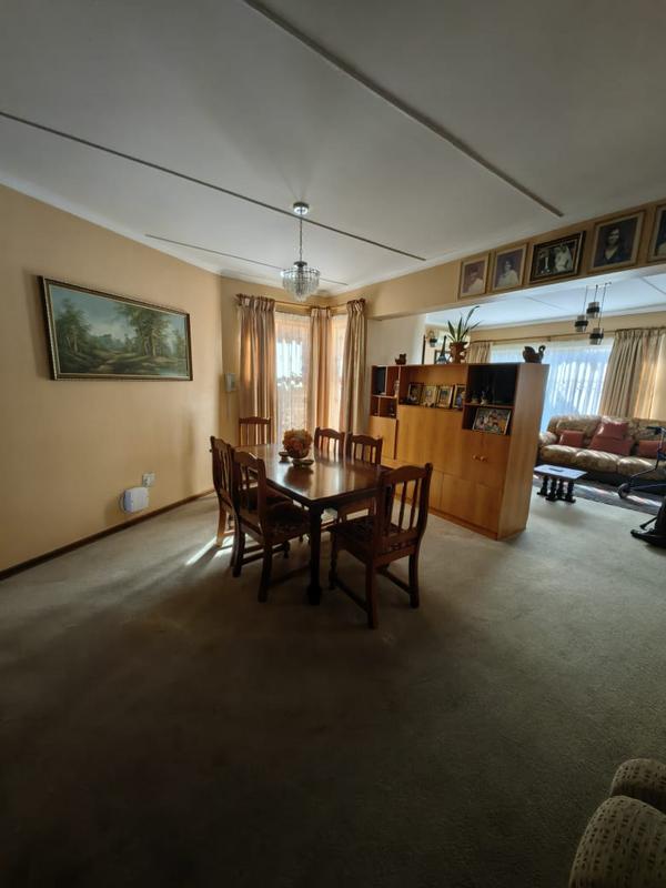 3 Bedroom Property for Sale in Lennoxton KwaZulu-Natal