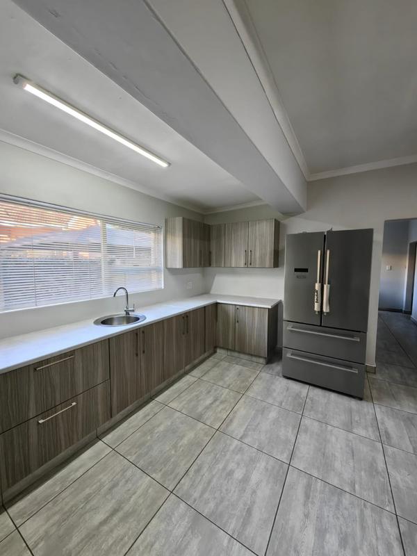 4 Bedroom Property for Sale in Newcastle KwaZulu-Natal