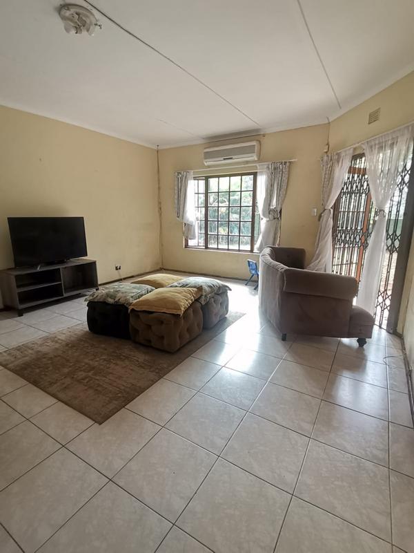 3 Bedroom Property for Sale in Empangeni Central KwaZulu-Natal