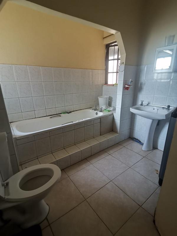 3 Bedroom Property for Sale in Empangeni Central KwaZulu-Natal
