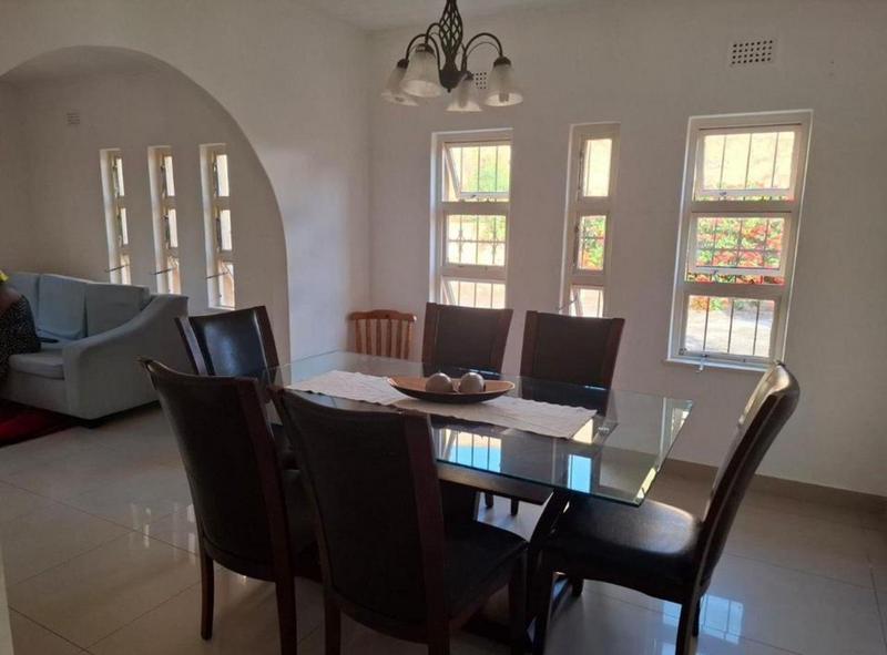 6 Bedroom Property for Sale in Kenville KwaZulu-Natal