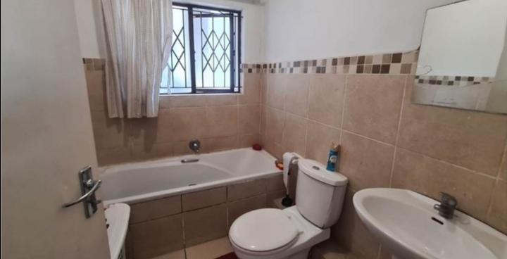 2 Bedroom Property for Sale in Brackenham KwaZulu-Natal