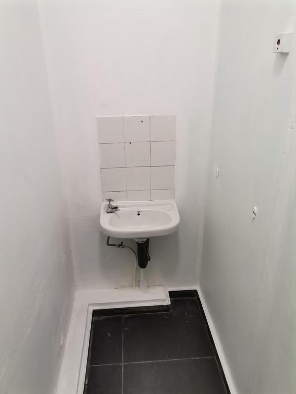 To Let commercial Property for Rent in Pinetown KwaZulu-Natal