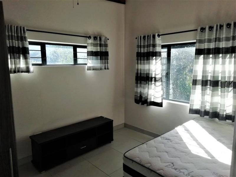 To Let 2 Bedroom Property for Rent in Umkomaas KwaZulu-Natal