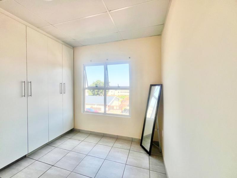 1 Bedroom Property for Sale in Chase Valley KwaZulu-Natal