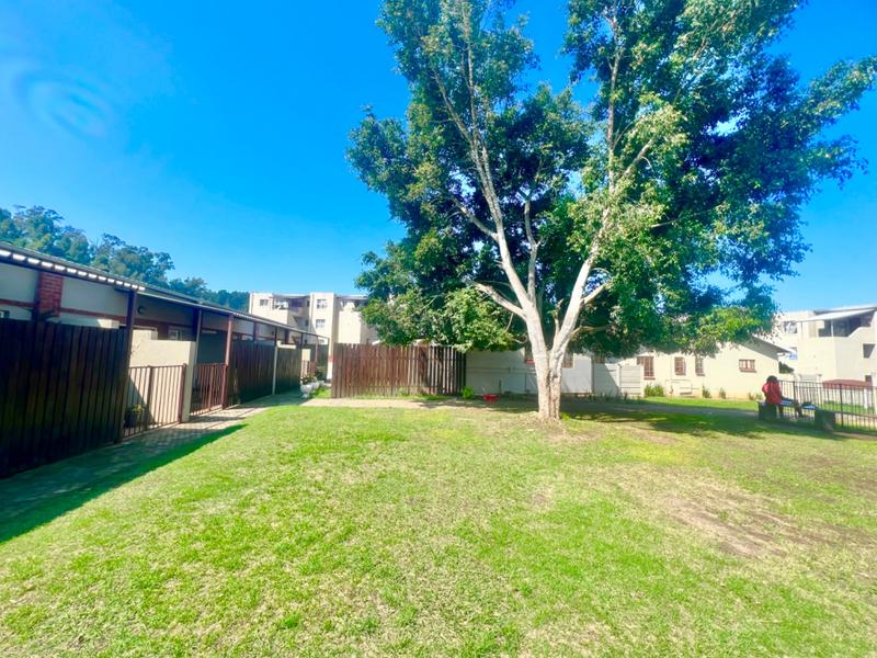 1 Bedroom Property for Sale in Chase Valley KwaZulu-Natal