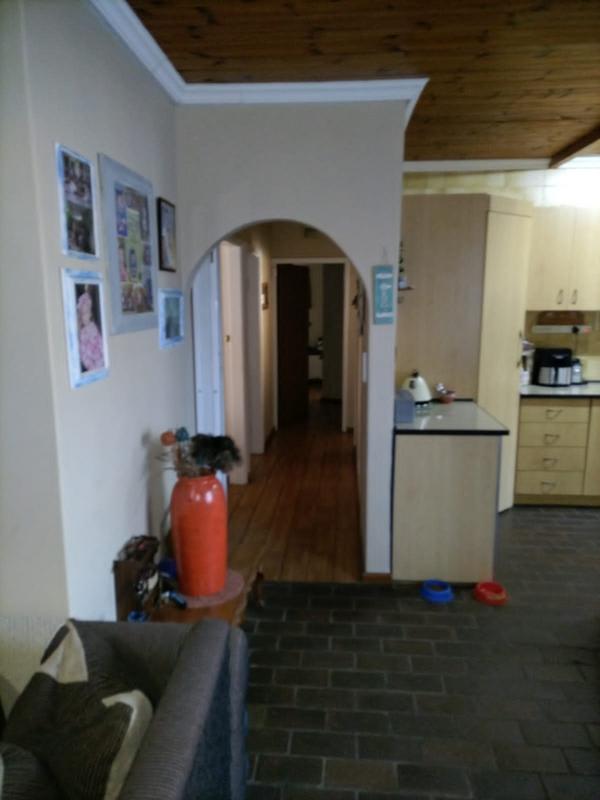 To Let 3 Bedroom Property for Rent in Illovo Glen KwaZulu-Natal