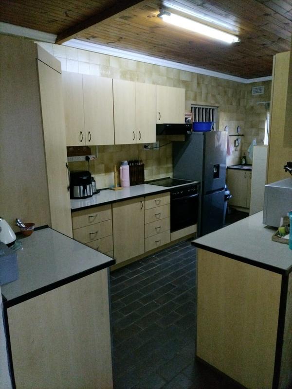 To Let 3 Bedroom Property for Rent in Illovo Glen KwaZulu-Natal