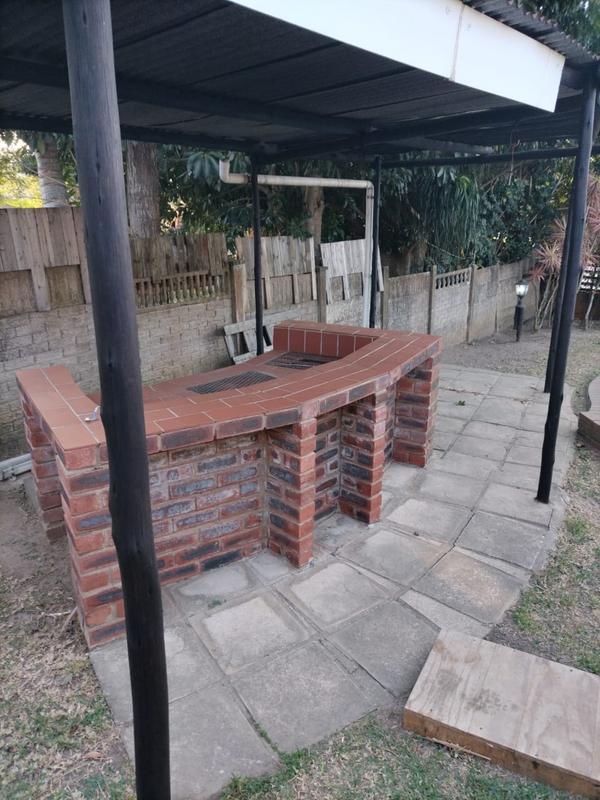 To Let 3 Bedroom Property for Rent in Illovo Glen KwaZulu-Natal