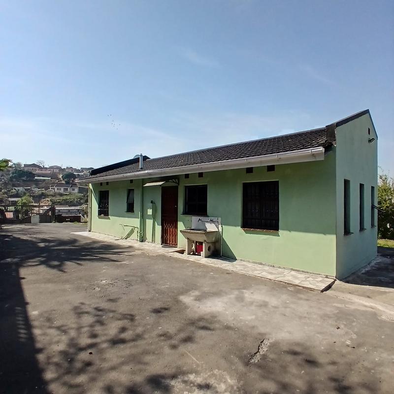 3 Bedroom Property for Sale in Umlazi KwaZulu-Natal