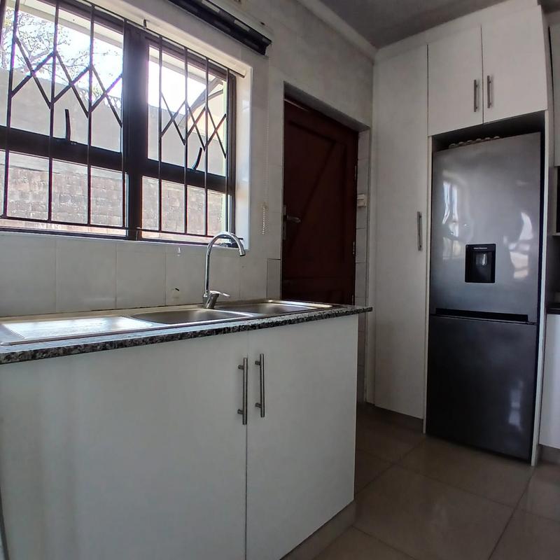 3 Bedroom Property for Sale in Umlazi KwaZulu-Natal