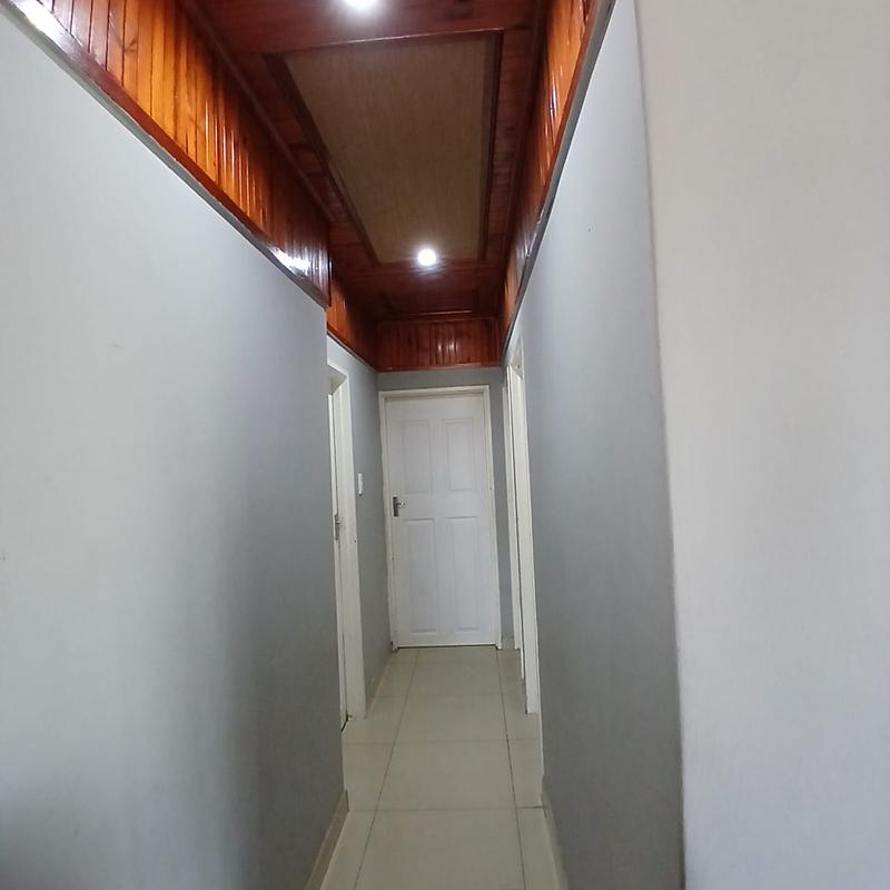 3 Bedroom Property for Sale in Umlazi KwaZulu-Natal