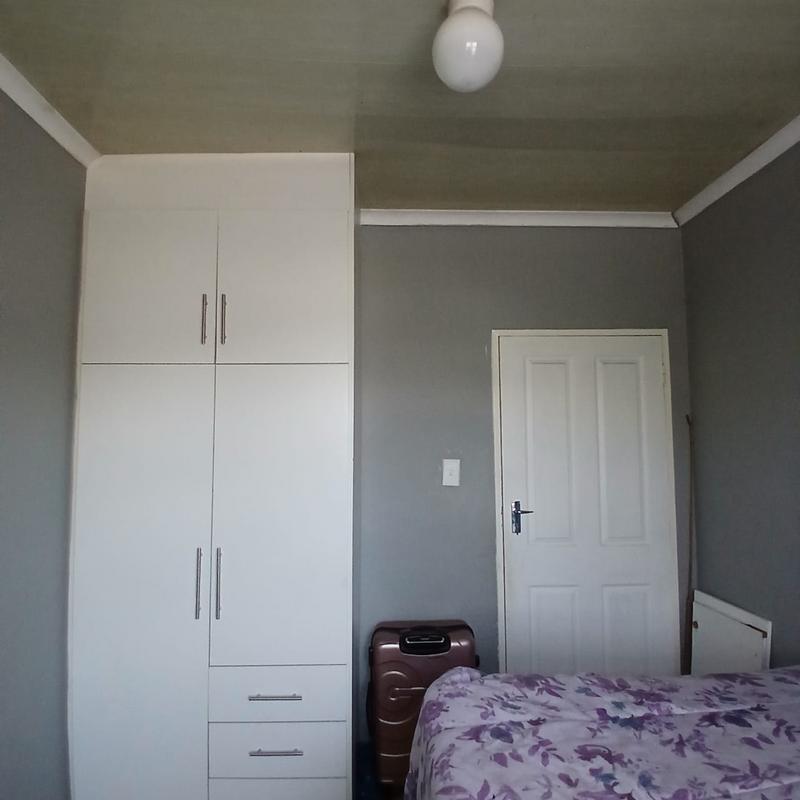 3 Bedroom Property for Sale in Umlazi KwaZulu-Natal