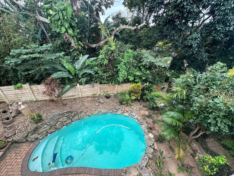 3 Bedroom Property for Sale in Umtentweni KwaZulu-Natal