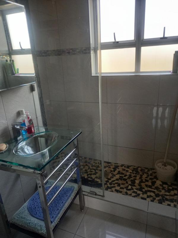 To Let 1 Bedroom Property for Rent in Amanzimtoti KwaZulu-Natal