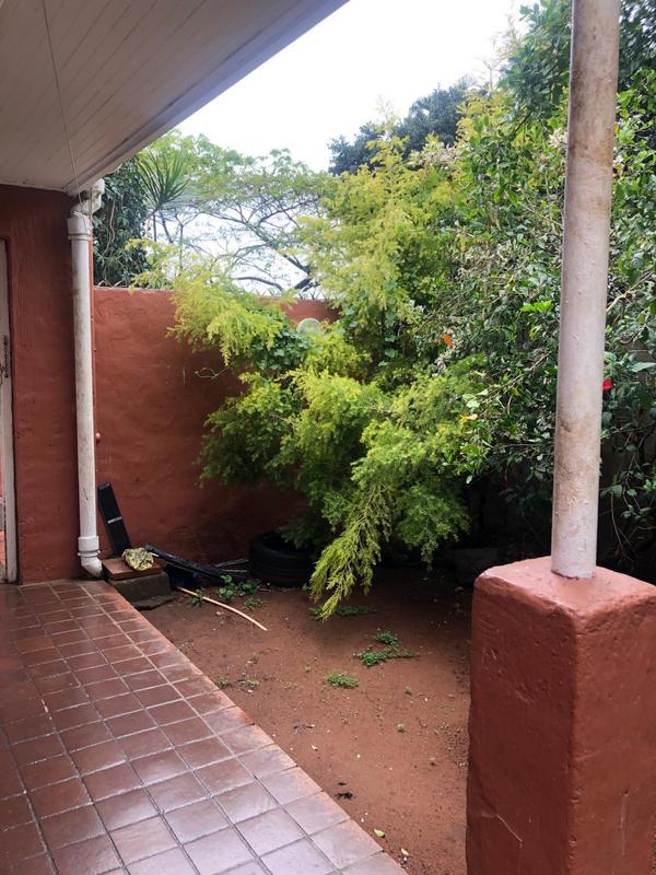 2 Bedroom Property for Sale in Montclair KwaZulu-Natal