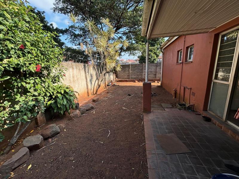 2 Bedroom Property for Sale in Montclair KwaZulu-Natal