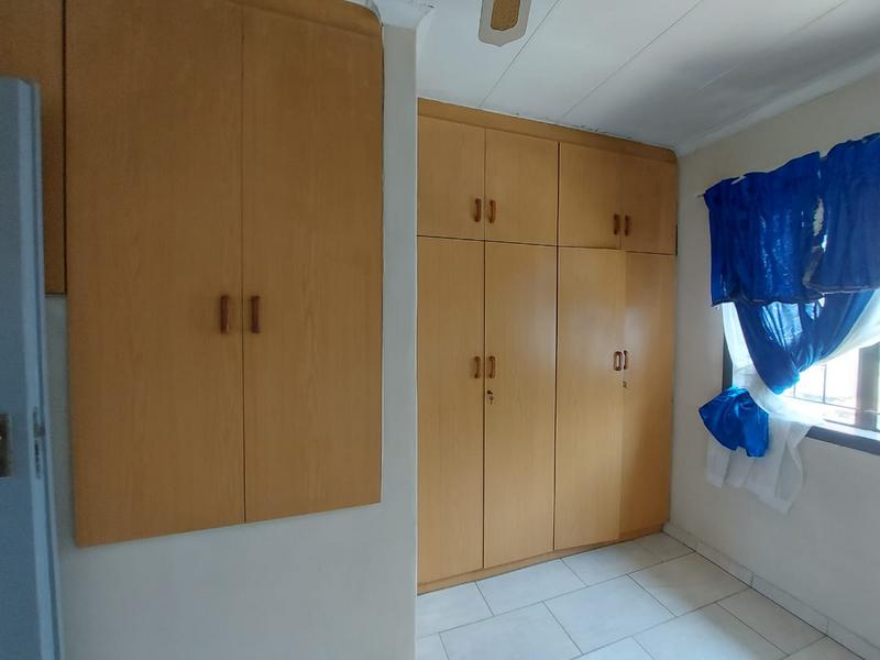 To Let 3 Bedroom Property for Rent in Northcroft KwaZulu-Natal