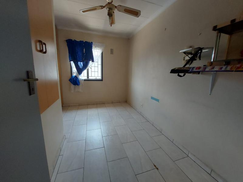 To Let 3 Bedroom Property for Rent in Northcroft KwaZulu-Natal