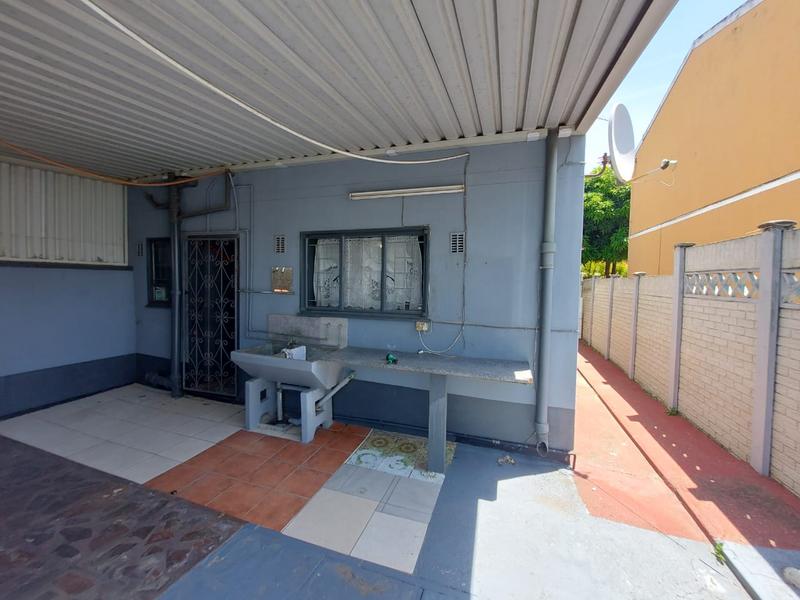 To Let 3 Bedroom Property for Rent in Northcroft KwaZulu-Natal