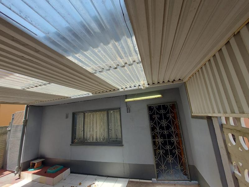 To Let 3 Bedroom Property for Rent in Northcroft KwaZulu-Natal