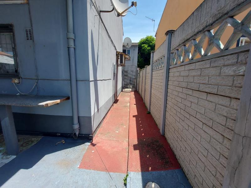 To Let 3 Bedroom Property for Rent in Northcroft KwaZulu-Natal