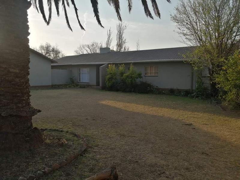 4 Bedroom Property for Sale in Huttenheights KwaZulu-Natal