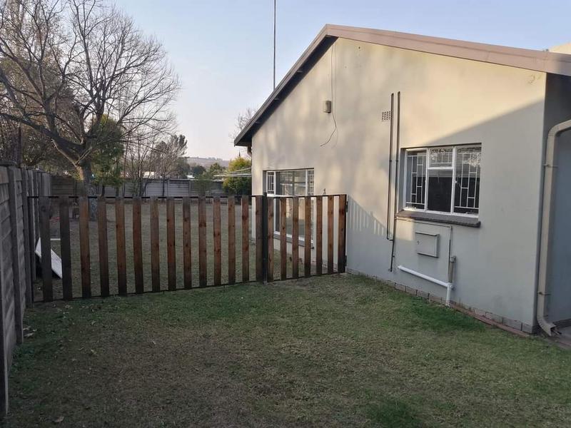 4 Bedroom Property for Sale in Huttenheights KwaZulu-Natal