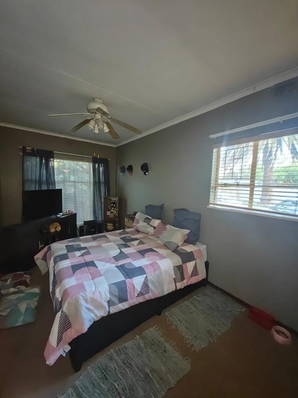 4 Bedroom Property for Sale in Huttenheights KwaZulu-Natal