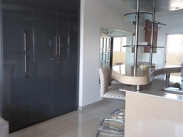 1 Bedroom Property for Sale in North Beach KwaZulu-Natal